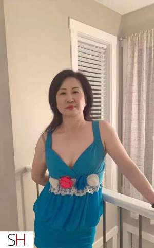 25 year old Asian Escort in Calgary CALGARY NE(BEST PROSTATE+NURU)_36D SEXY GIRL &amp; BXBJ