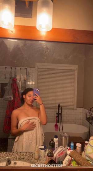 23 year old Asian Escort in Redding CA I’m available for fun,incall and outcall