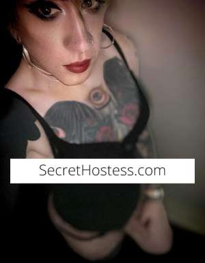 29 year old Escort in Southbank Faye Moon Goth Melbourne TS Available Now
