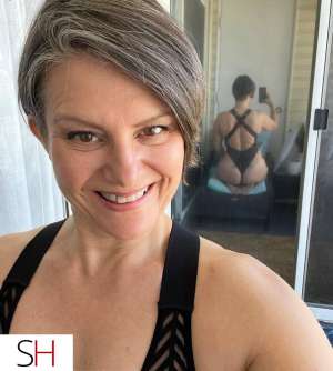 Im available OUTCALL, INCALL&amp;Online videos and also 41 year old Escort in Grande Prairie