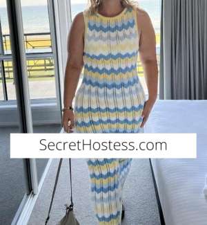 39 year old Australian Escort in Newcastle Sexy MILF with a phat ass