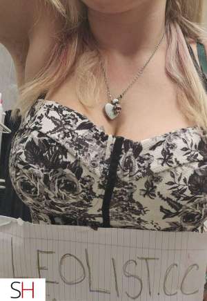 39 year old Caucasian Escort in Kitchener Come see how fast I can make you cum