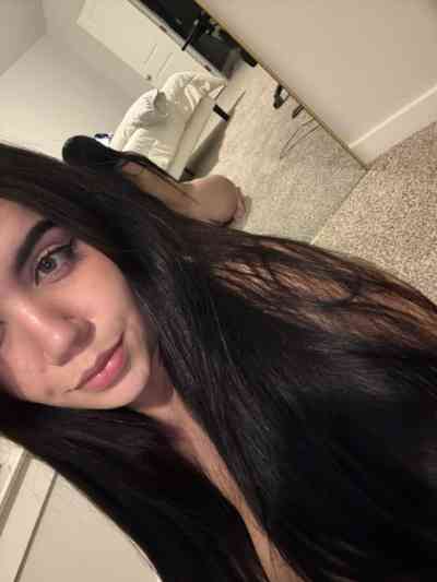 25 year old Escort in Claymore Campbelltown Available for hookups and relaxing massage 👅🍆💦💦 