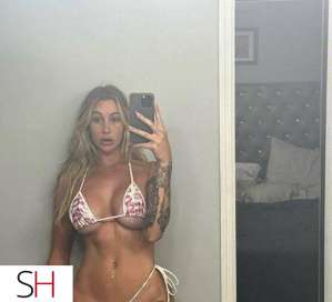 24 year old Caucasian Escort in Saint-Hyacinthe Qualité Authenticité discrétion et respect au 438.899.
