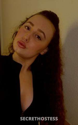 26 year old Escort in San Diego CA I’m available to spice your day up 😋👅 both incall