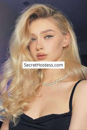 20 year old Caucasian Escort in Paris Sarin, Agency