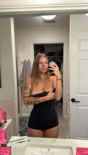 25 year old Escort in Guelph Hit me up now I am available right now 🍆🍑cell:xxxx-