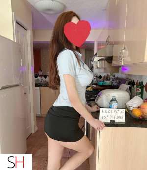 Pretty sexy girl new in Town 22 year old Escort in Medicine Hat