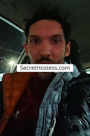 Hungmale19 35 year old Escort in Cardiff