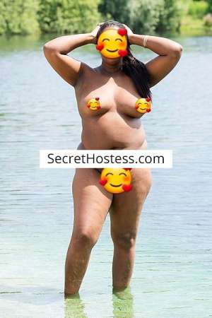 Kim 27Yrs Old Black Escort Black Hair Brown Eyes DD Cup 71KG 27 year old Escort in Kent