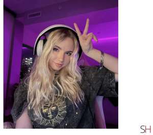 25 year old Latino Escort in Bristol .Adinne.NEW. .REAL‼️ best bj ., Independent