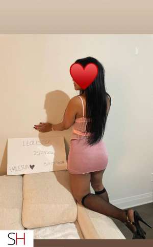 33Yrs Old Escort Laval Image - 3
