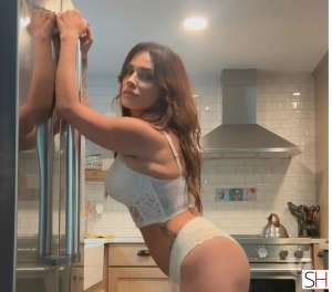 34 year old Brazilian Escort in Reading . Ana Mature Woman .., Independent