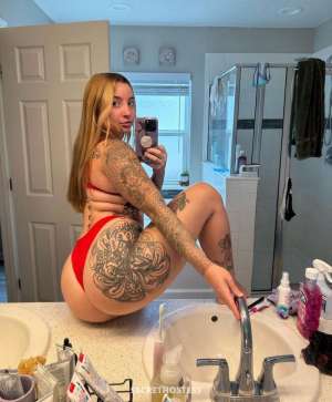 NEW GIRL NEXT DOOR 👅💋. TEXT ME ON xxxx-xxx-xxx 25 year old Escort in Bismarck ND