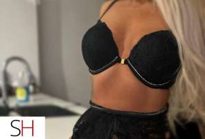26 year old Caucasian Escort in Laval barbara blonde bronzer gfe