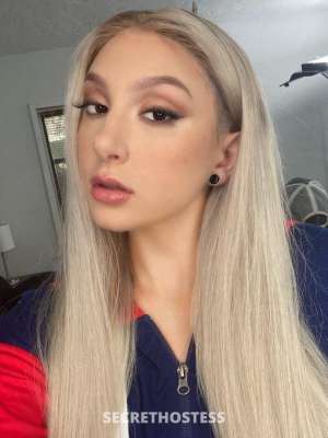 27 year old Escort in Racine WI I am available for both incall💋and outcall🥂services