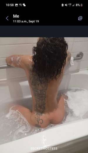 Fresh meat 35 year old Escort in Milton