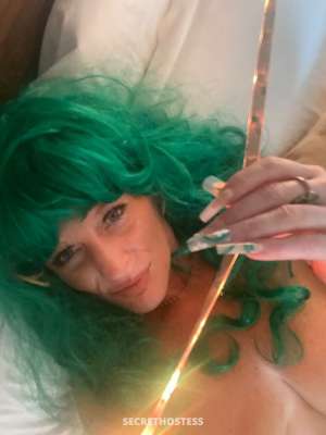 43 year old Italian Escort in San Diego CA Get Saturated Hosting Downtown San Diego