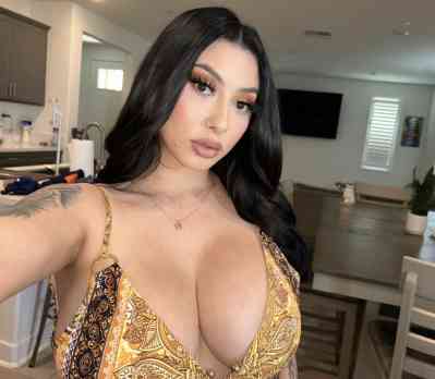 33 year old Escort in Camarillo CA Dm for private sessions ,Body massages Sex
