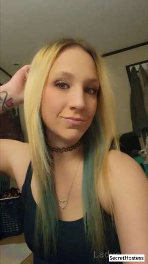 Escort model Chelsea Queen, Milwaukee 24 year old Escort in Milwaukee WI