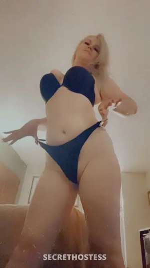 Flirty Blonde Babe 30 year old Escort in Savannah GA