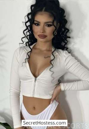 22 year old Escort in London Betty, Admiral Escorts Agency