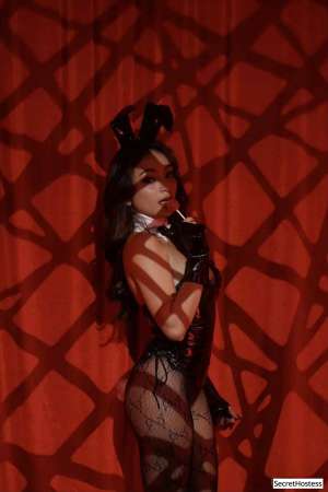 20 year old Asian Escort in Taipei Escort model Kaylee, Taipei