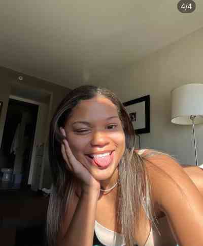 24 year old Escort in Conway NH Pretty p