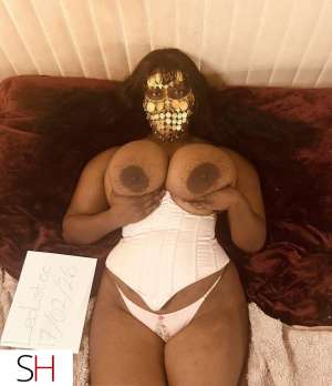 25 year old Escort in Toronto Natural Beauty in Downtown Toronto