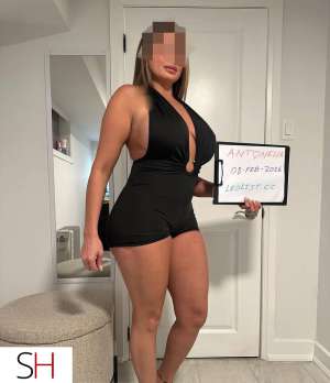 32 year old Colombian Escort in Toronto Antonella sexy girl from colombian