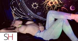 booking incall/outcall April 1-4th in parksville &amp; 40 year old Escort in Nanaimo