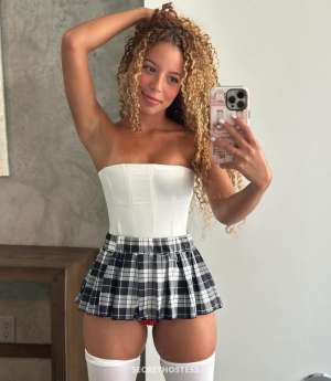 Amelia 25Yrs Old Escort 167CM Tall Lowell MA Image - 4