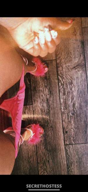 21 year old Asian Escort in Charlotte NC Throat Goat Blasian Slut 🉐 Honeys Available