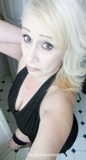 Tightest lil Kitty in the biggest lil city 50 year old Escort in Reno NV