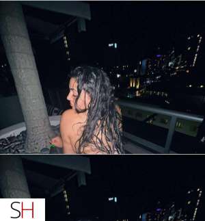 23 year old Dominican Escort in Montreal Dominican MamiOUTCALL ONLY Lets Have Fun Papi