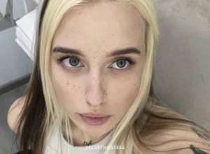 Lets have a good time in Abby 20 year old Escort in Abbotsford