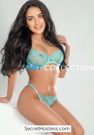 20 year old Escort in London Deonna, Hot Collection Agency