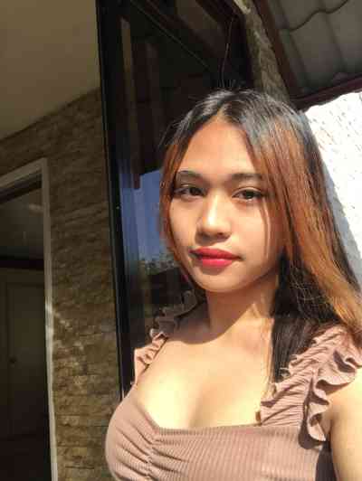 23 year old Filipino Escort in Makati Aliyah