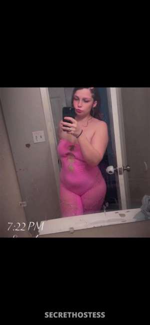Cum warm up with me 24 year old Escort in Topeka KS