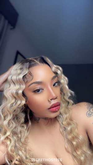 message me 25 year old Escort in Manhattan KS