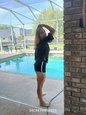 Cum play with me 30 year old Escort in Space Coast FL