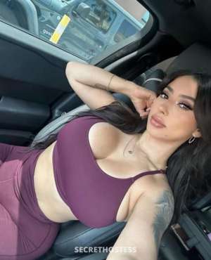 I’m Available for both incall and outcall escort service 32 year old Escort in Iowa City IA