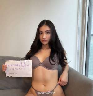 22 year old Hispanic Escort in Mississauga 