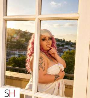 31 year old Caucasian Escort in Gatineau Big Girls Do It Better, 2TonguePiercings NO gag reflex