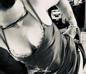 Pleasure seeker wanted 52 year old Escort in Nanaimo