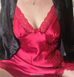 50 year old Caucasian Escort in Kingston Sexy milf.. just passing