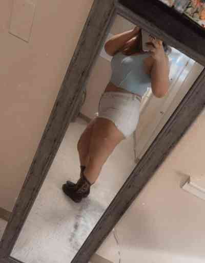 28 year old Escort in Pensacola FL I’m available for sex hookup and massage services
