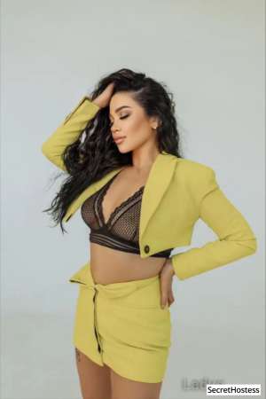 21 year old Escort in Los Angeles CA Escort model Mia, Los Angeles