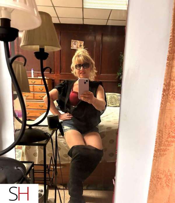 45Yrs Old Escort North York Image - 9