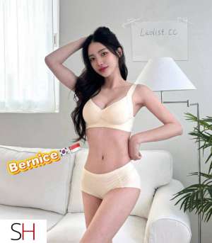 19 year old Asian Escort in Richmond Welcome for IRON-778 brand new slender K-Girl